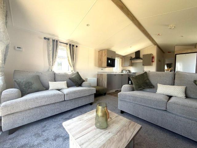 Park Home for sale in Eastbridge, Suffolk