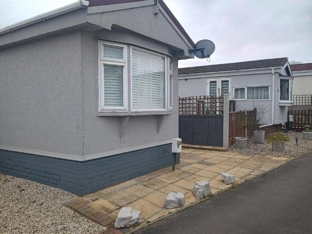 Park Home for sale in Chelmsford, Essex