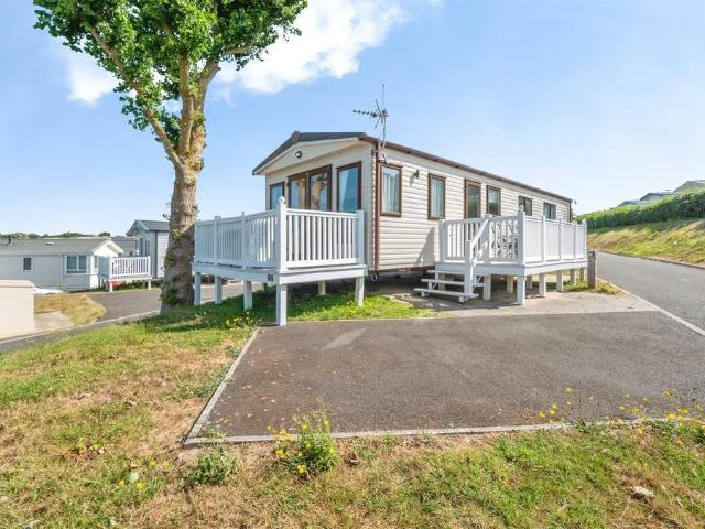 Park Home for sale in Wyke Regis, Weymouth