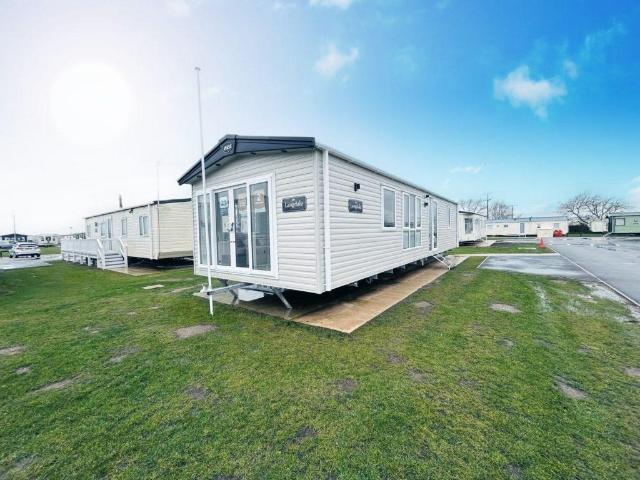 Park Home for sale in Dale Hill, Essex