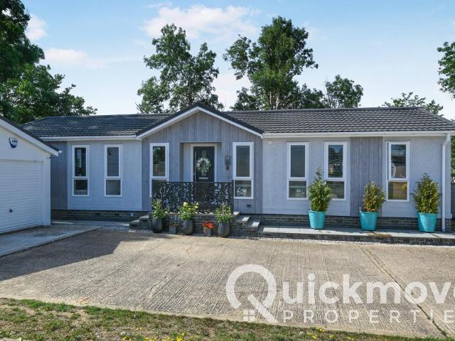 Park Home for sale in Winkfield Street, Winkfield