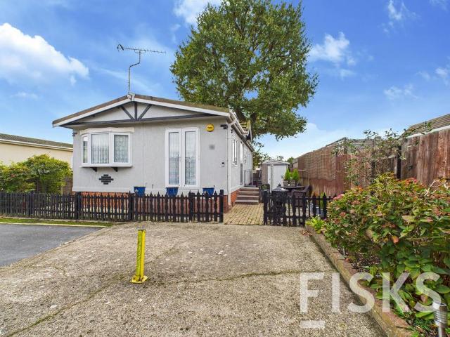 Park Home for sale in Thundersley, Isle Of Man