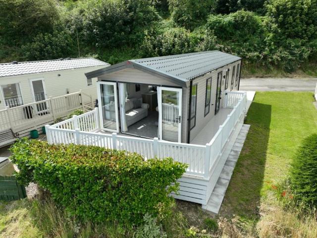 Park Home for sale in West Yorkshire