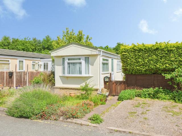 Park Home for sale in Kettlebrook, Staffordshire