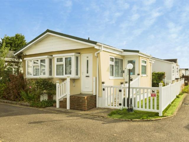 Park Home for sale in Burstow, Hillview