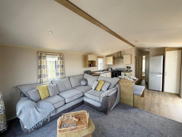 Park Home for sale in Eastbridge, Suffolk