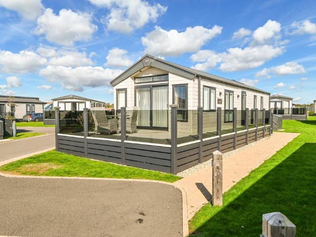 Park Home for sale in Old Milton, Ashurst Bridge