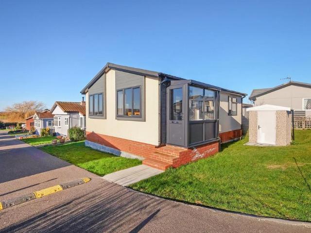 Park Home for sale in Mariner's View, The Bridge