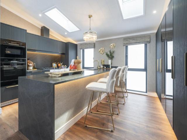 Park Home for sale in Newell Green