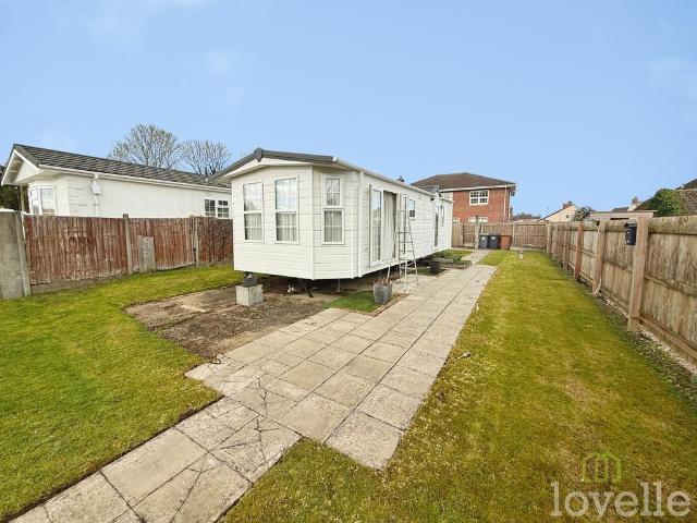 Park Home for sale in Ashby De La Launde, Lincolnshire