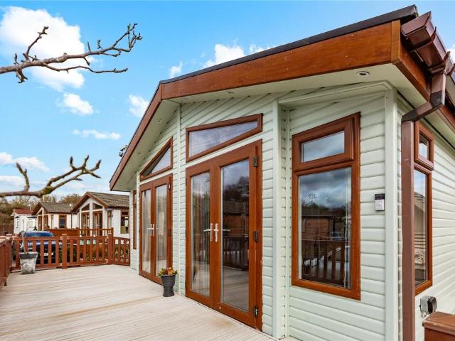 Park Home for sale in Chelmsford, Essex