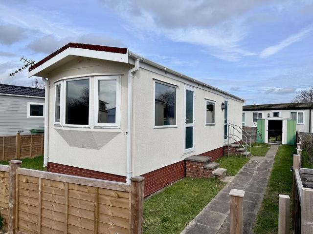 Park Home for sale in Priest Down, Hampshire