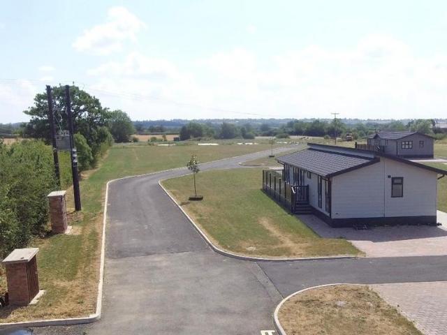 Park Home for sale in Houlton, New Bilton