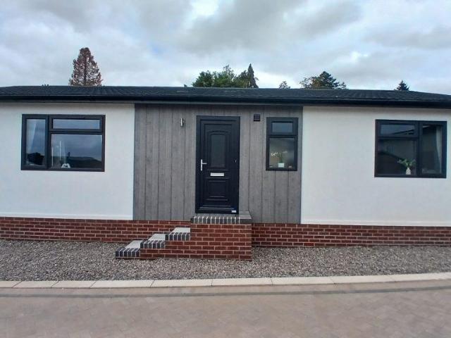 Park Home for sale in Edvin Loach and Saltmarshe