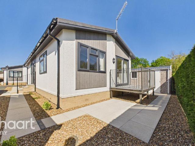 Park Home for sale in Barway, Cambridgeshire