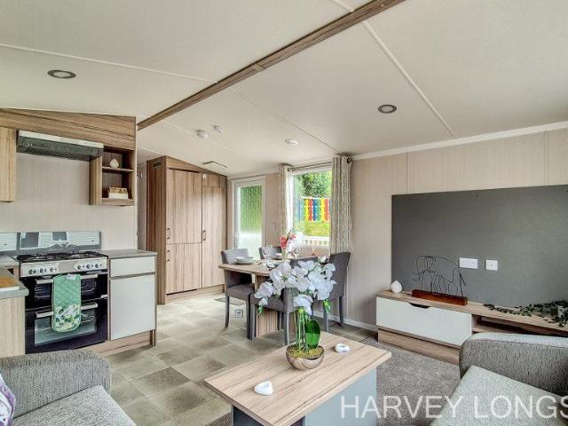 Park Home for sale in Three Beaches, Livermead