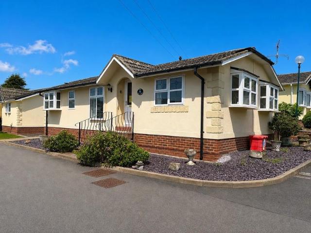 Park Home for sale in Hordle, New Forest