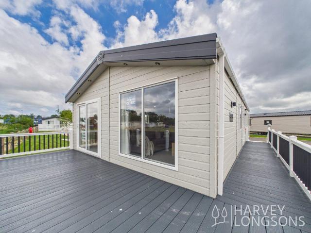 Park Home for sale in Mariner's View, The Bridge