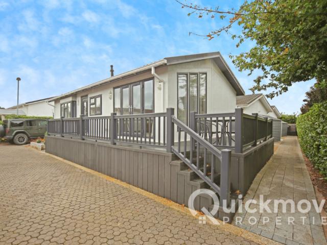 Park Home for sale in Alderminster, Warwickshire