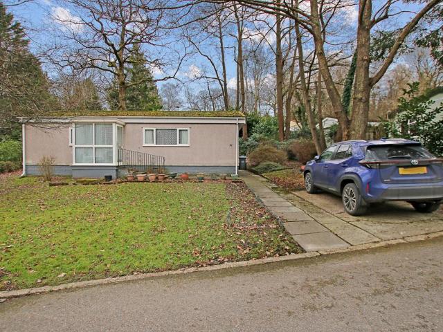 Park Home for sale in Perryfields, West Sussex