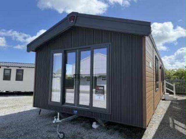 Park Home for sale in West Yorkshire