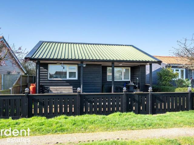 Park Home for sale in Maldon, Essex