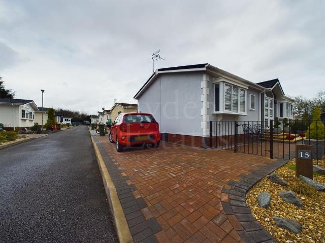 Park Home for sale in Far Forest, Rushock