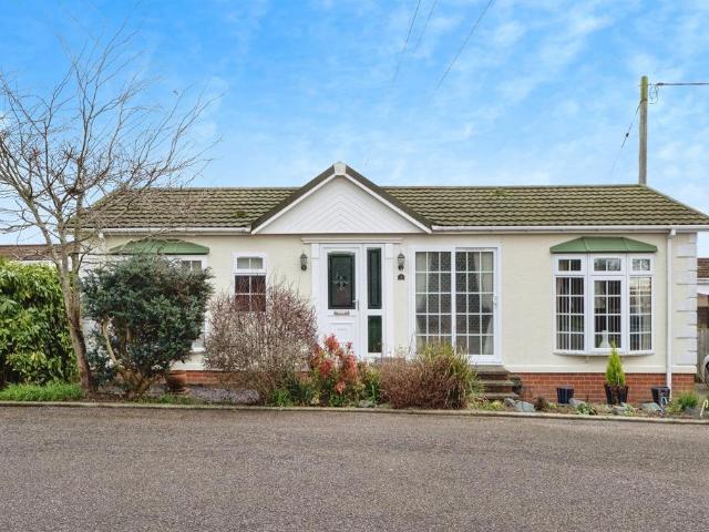 Park Home for sale in Evershot, Oxfordshire