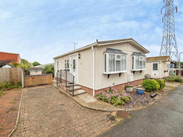 Park Home for sale in Old Heath, Fordham Heath