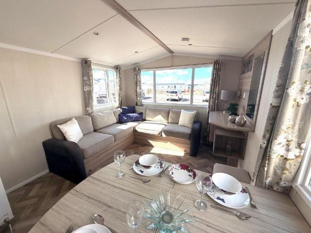 Park Home for sale in Dymchurch, Folkestone and Hythe