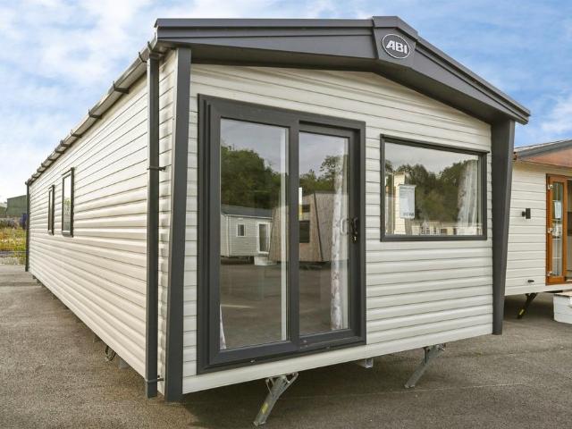 Park Home for sale in Ashby De La Launde, Lincolnshire