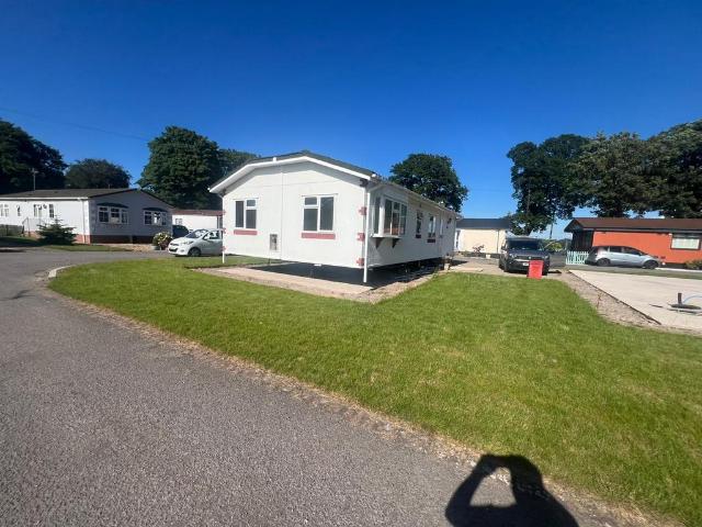Park Home for sale in Cheshire
