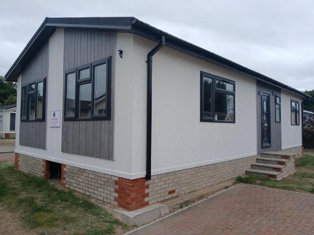 Park Home for sale in Chedburgh, Suffolk