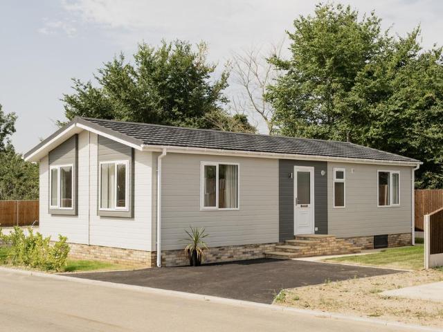 Park Home for sale in Belton with Browston, Stokesby