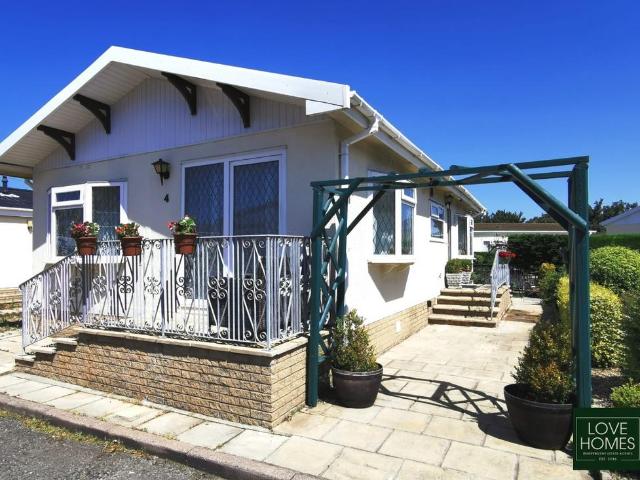 Park Home for sale in Peel Hill, Fylde