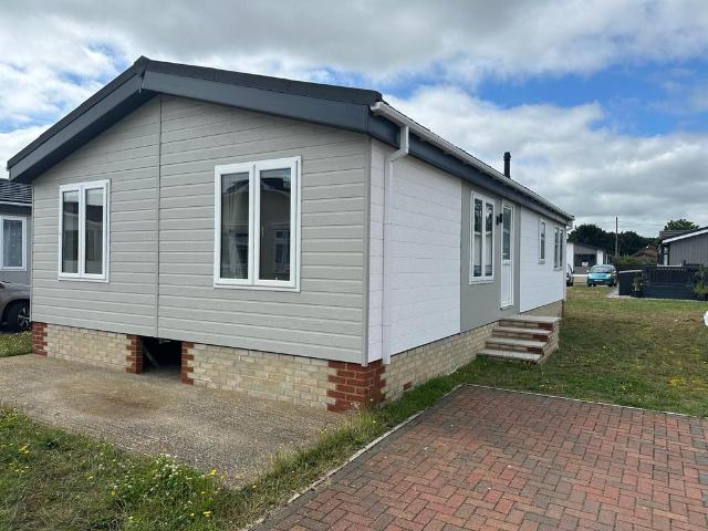 Park Home for sale in Chedburgh, Suffolk