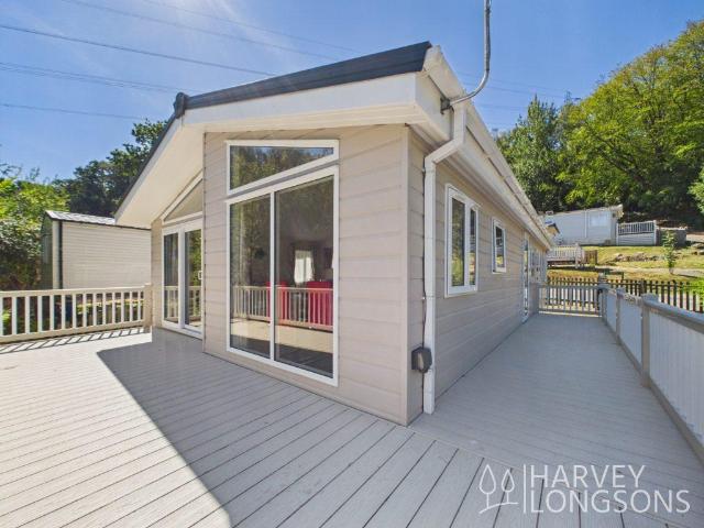 Park Home for sale in Hollington, Guestling Green