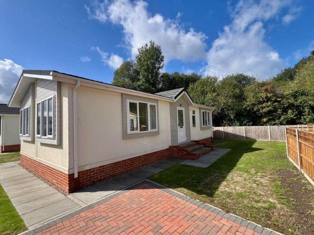 Park Home for sale in Priest Down, Hampshire