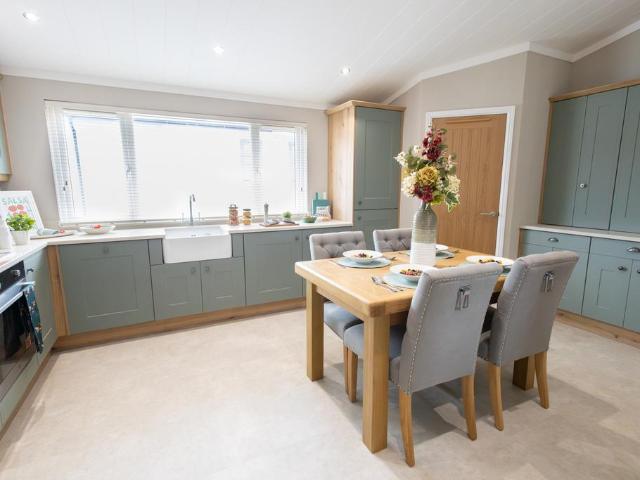 Park Home for sale in Pachesham Park, Surrey