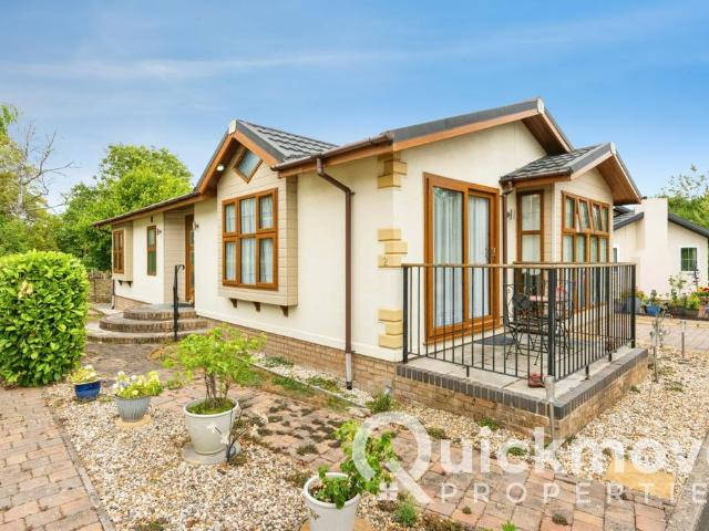Park Home for sale in Bedford