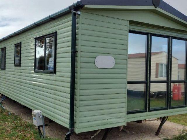 Park Home for sale in Minster-on-Sea, Oad Street