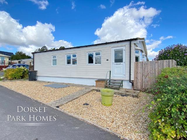 Park Home for sale in Sixpenny Handley, East Dorset