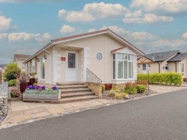 Park Home for sale in Millerston, Stepps