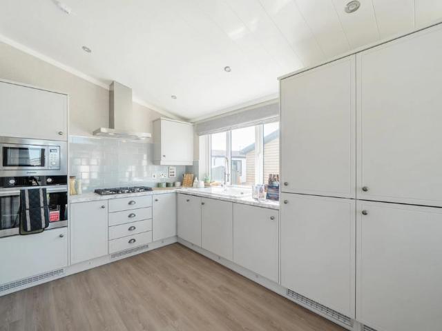 Park Home for sale in Milford on Sea, New Forest