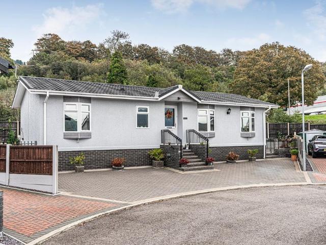 Park Home for sale in Pontypridd, Wales