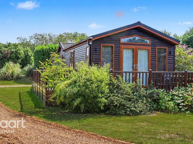 Park Home for sale in East Tuddenham, Norfolk