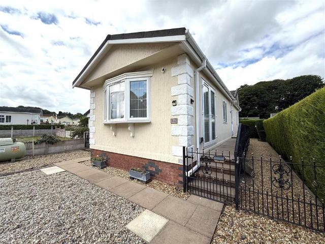Park Home for sale in Armitage, Lichfield