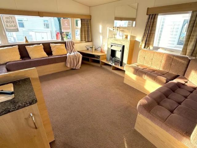 Park Home for sale in Felixstowe, Eastbridge