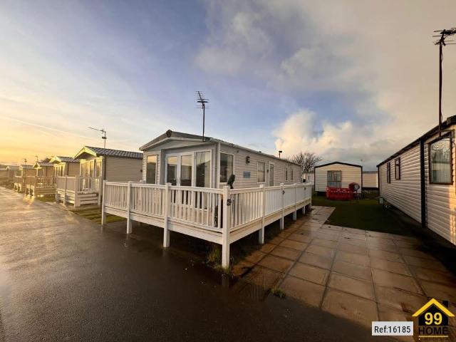 Park Home for sale in Clwt-y-bont, Wales