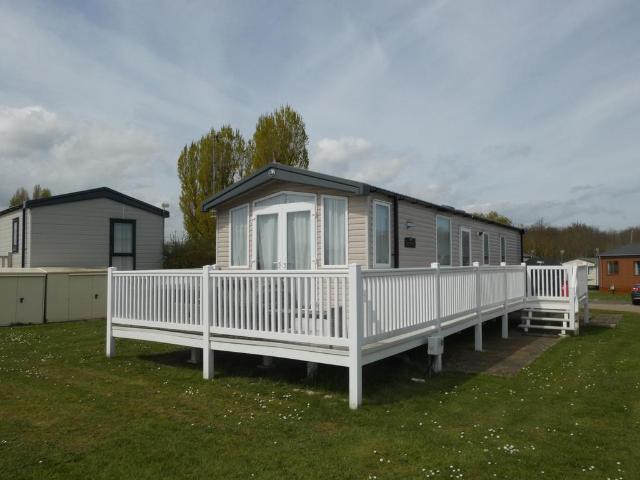 Park Home for sale in Fordham Heath, Essex